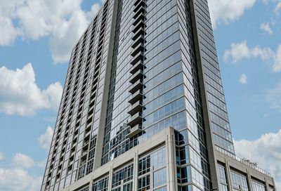 2 W Delaware Place Chicago IL 60610