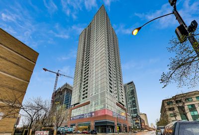 202 W Hill Street Chicago IL 60610