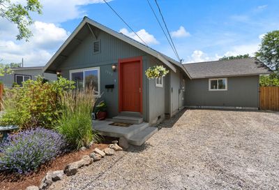 2332 SW Timber Avenue Redmond OR 97756