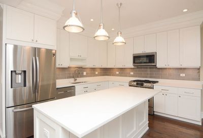 3453 N Hoyne Avenue Chicago IL 60618