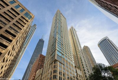 57 E Delaware Place Chicago IL 60611