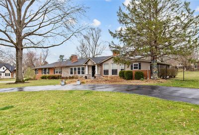 8 Spoede Acres St Louis MO 63141