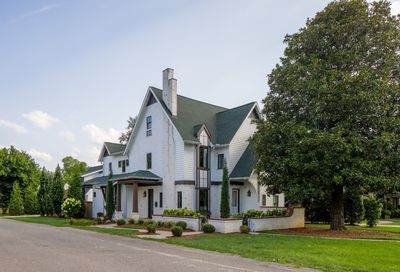 821 Hillview Hts Nashville TN 37204