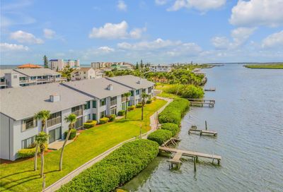 835 Ladyfish Avenue New Smyrna Beach FL 32169