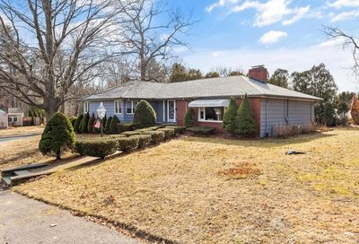 2 Michaels Road Lynnfield MA 01940