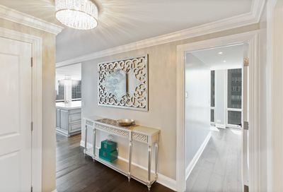 111 E Chestnut Street Chicago IL 60611