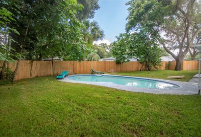 1504 E Mcberry Street Tampa FL 33610