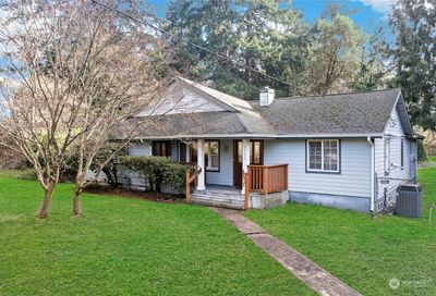 5122 72nd Street E Tacoma WA 98443