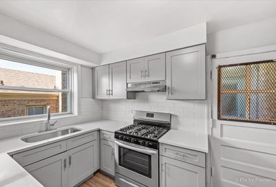 2713 W Berwyn Avenue Chicago IL 60625