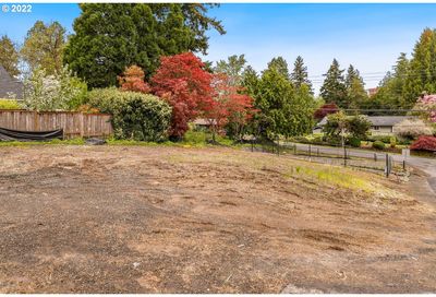 5830 Bonita Rd Lake Oswego OR 97035