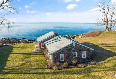 5 Plum Ct Gloucester MA 01930