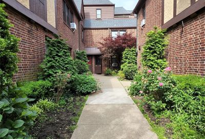 40-40 203 Street Bayside NY 11361