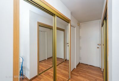 1636 N Wells Street Chicago IL 60614