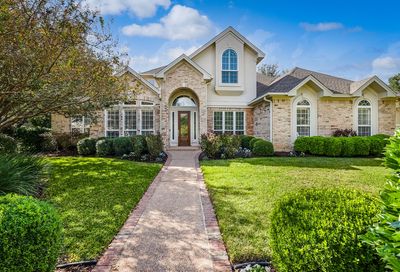 6631 Dogwood Creek Drive Austin TX 78746
