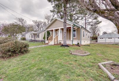 1003 E Valley Dr Columbia TN 38401
