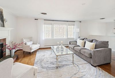 702 Wellesley Street Weston MA 02493