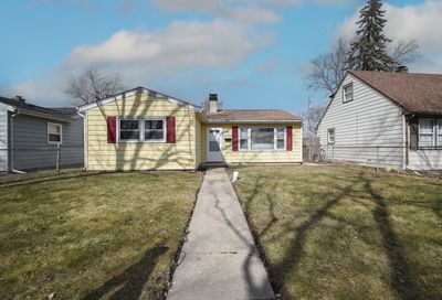 2106 20th Street Zion IL 60099