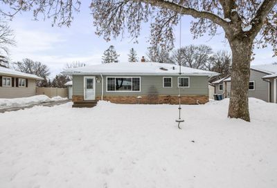 1021 2nd Street New Brighton MN 55112