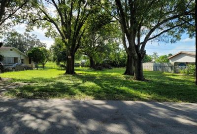 121 Knollwood Drive Winter Haven FL 33881