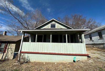 1110 E 83rd Terrace Kansas City MO 64131