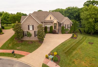 1104 Thora Ct Gallatin TN 37066
