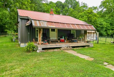 852 Hwy 100 Centerville TN 37033