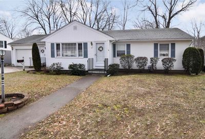 31 Benjamin Drive North Providence RI 02904