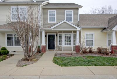 35 Ellington Ter Clarksville TN 37040