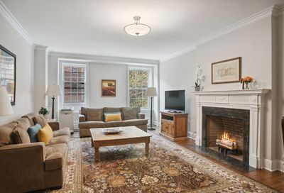 3750 N Lake Shore Drive Chicago IL 60613