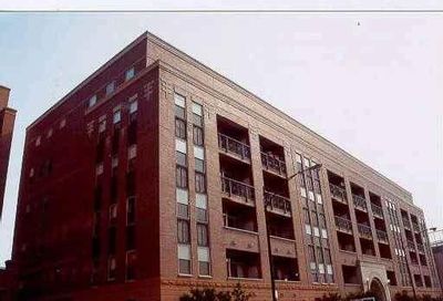 1350 W Fullerton Avenue Chicago IL 60614