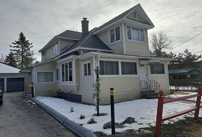 52 Sunderland Road Worcester MA 01604
