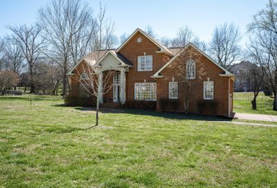 515 Jones Ln Hendersonville TN 37075
