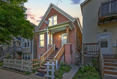 2915 N Washtenaw Avenue Chicago IL 60618