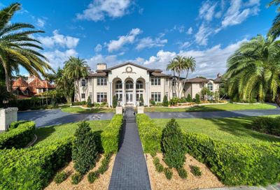 140 Willadel Drive Belleair FL 33756