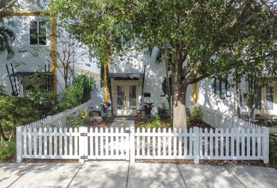 447 13th Avenue N St Petersburg FL 33701