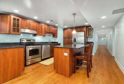 3217 W Leland Avenue Chicago IL 60625