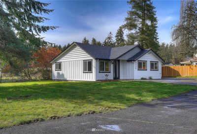 8126 Canyon Road E Puyallup WA 98371