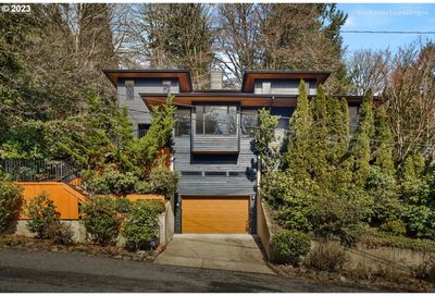 3125 SW Bennington Dr Portland OR 97205
