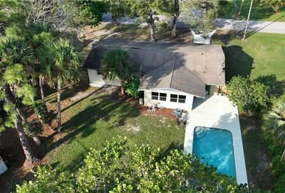 2512 S 13th Street Fort Pierce FL 34982
