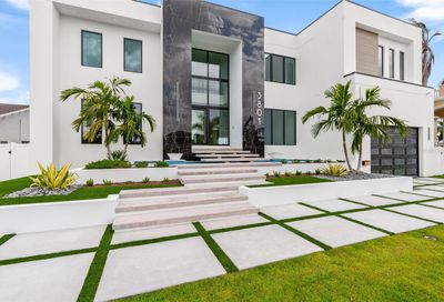 3801 Bayshore Boulevard NE St Petersburg FL 33703