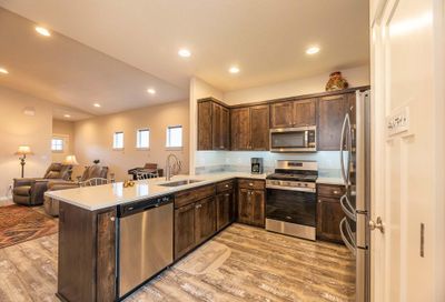 2933 NW Hemlock Lane Redmond OR 97756