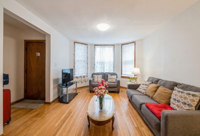 3922 N Paulina Street Chicago IL 60613