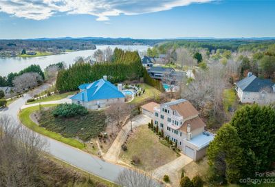 68 Pleasant Point Drive Hickory NC 28601