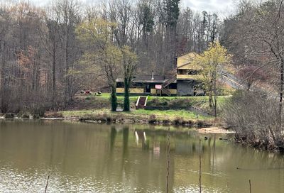 79 Thrasher Drive Toccoa GA 30577