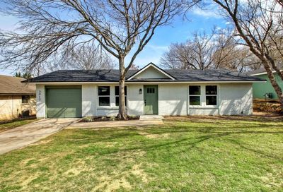 3412 Plantation Road Austin TX 78745