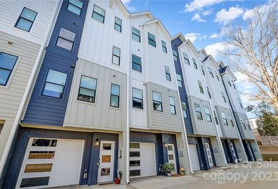 2015 Hamorton Place Charlotte NC 28205