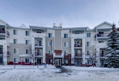 305, 9 Country Village Bay NE Calgary AB T3K5J8