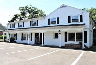 5 Powderhouse Lane Sherborn MA 01770