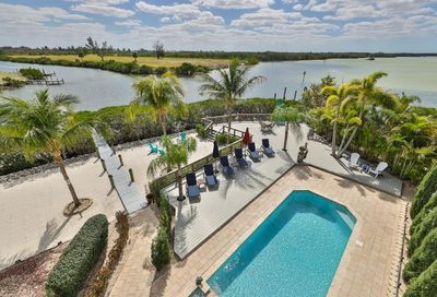 1016 Symphony Isles Boulevard Apollo Beach FL 33572