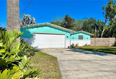 2227 Alvarado Lane Sarasota FL 34231